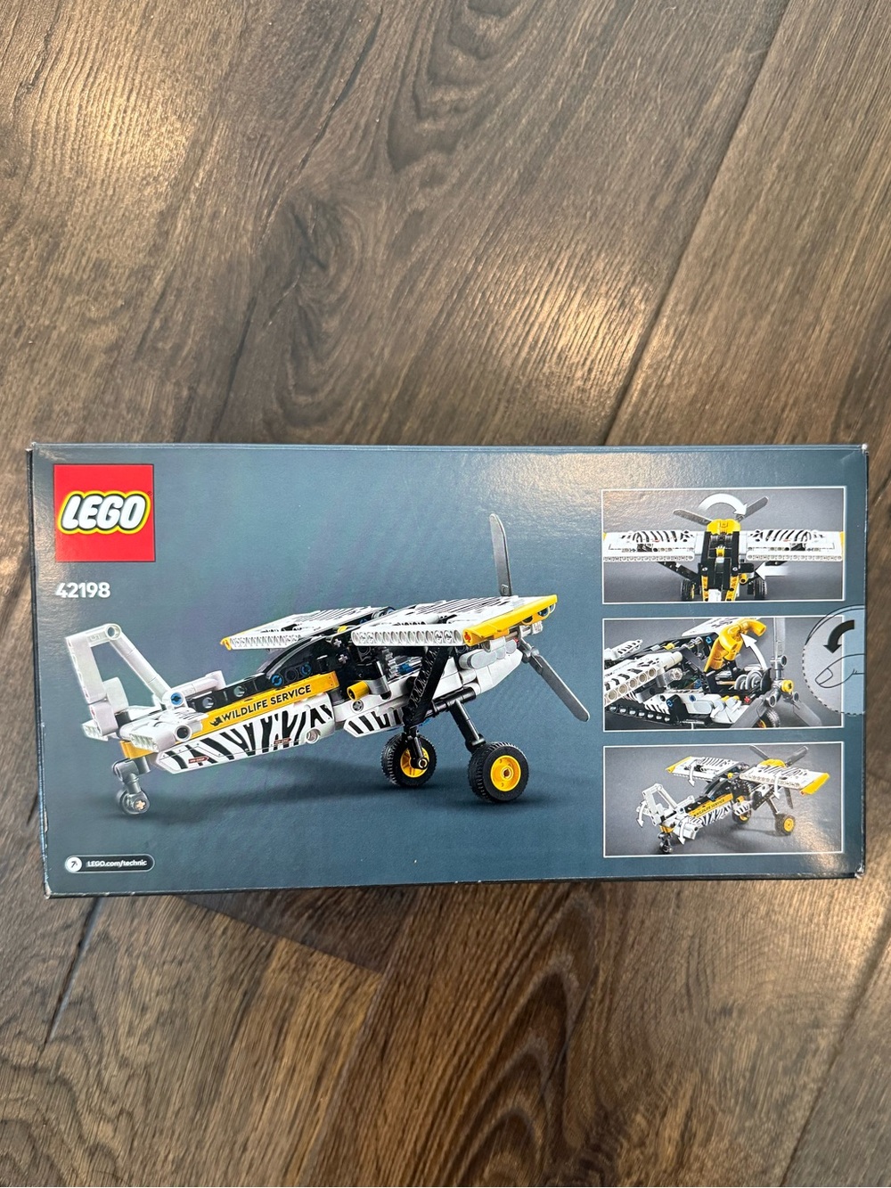LEGO Technic Bush Plane 42198 Building Set New in Box 333 Pieces - Picture 4 of 5